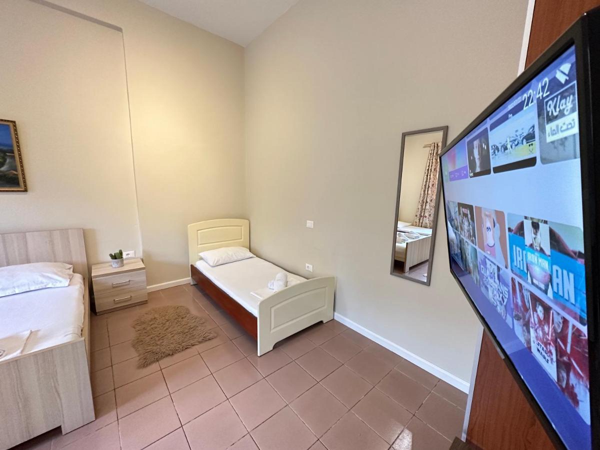 Rias Seaside Apartments Vlore Exterior photo